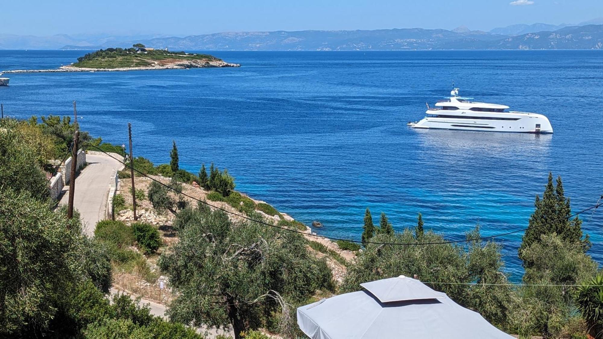Villa Avgerini Paxos Gaios Pokoj fotografie